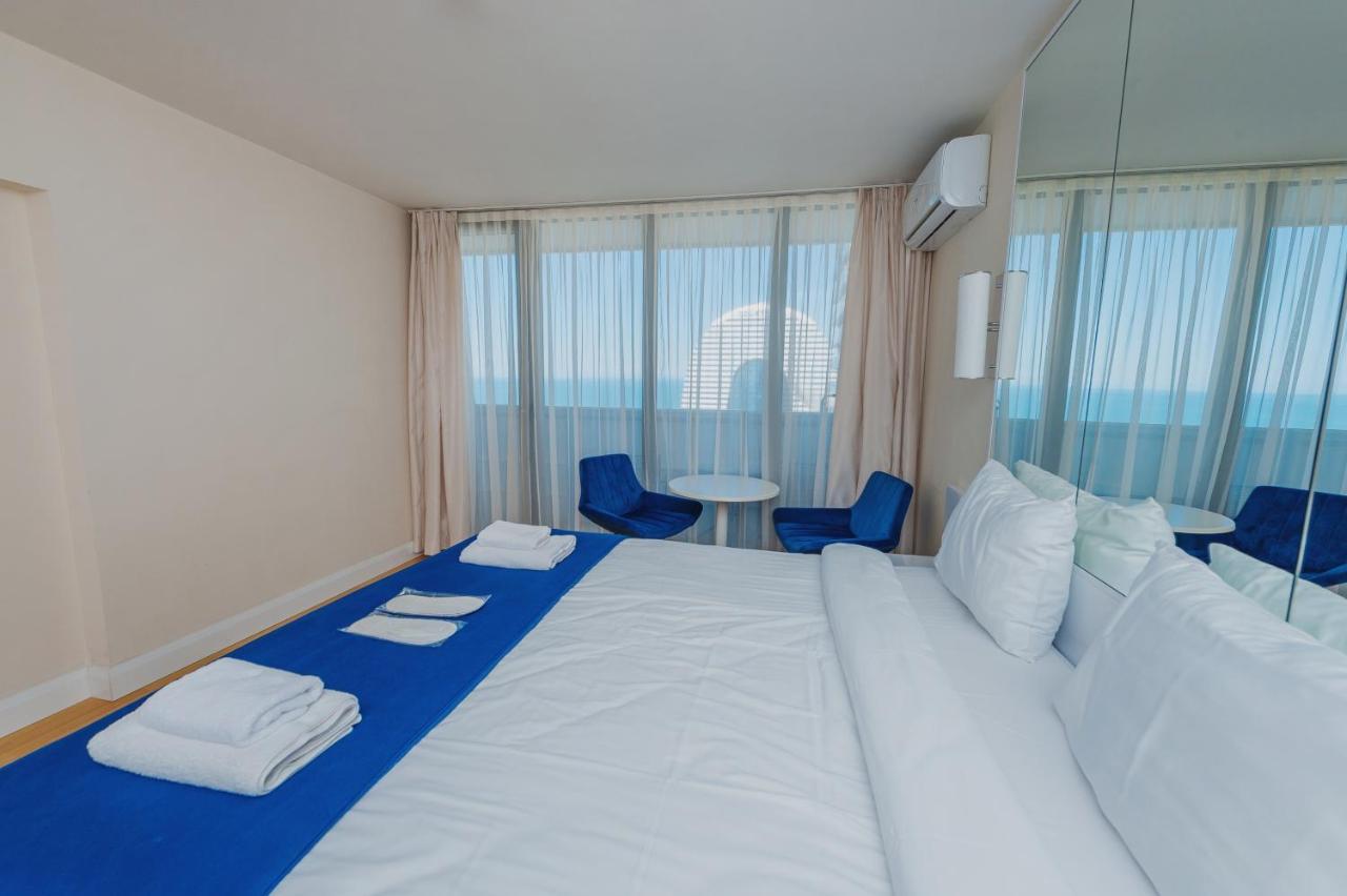 Aparthotel ~ Orbi City ~ Batoumi Extérieur photo